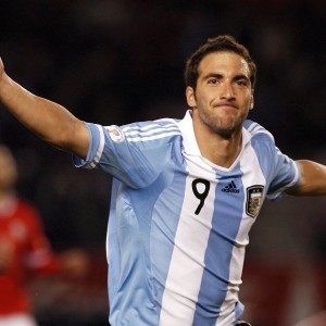 九游全站下载-赛道逆境：面对沙尘暴的应对之道，面对沙尘暴如何自救