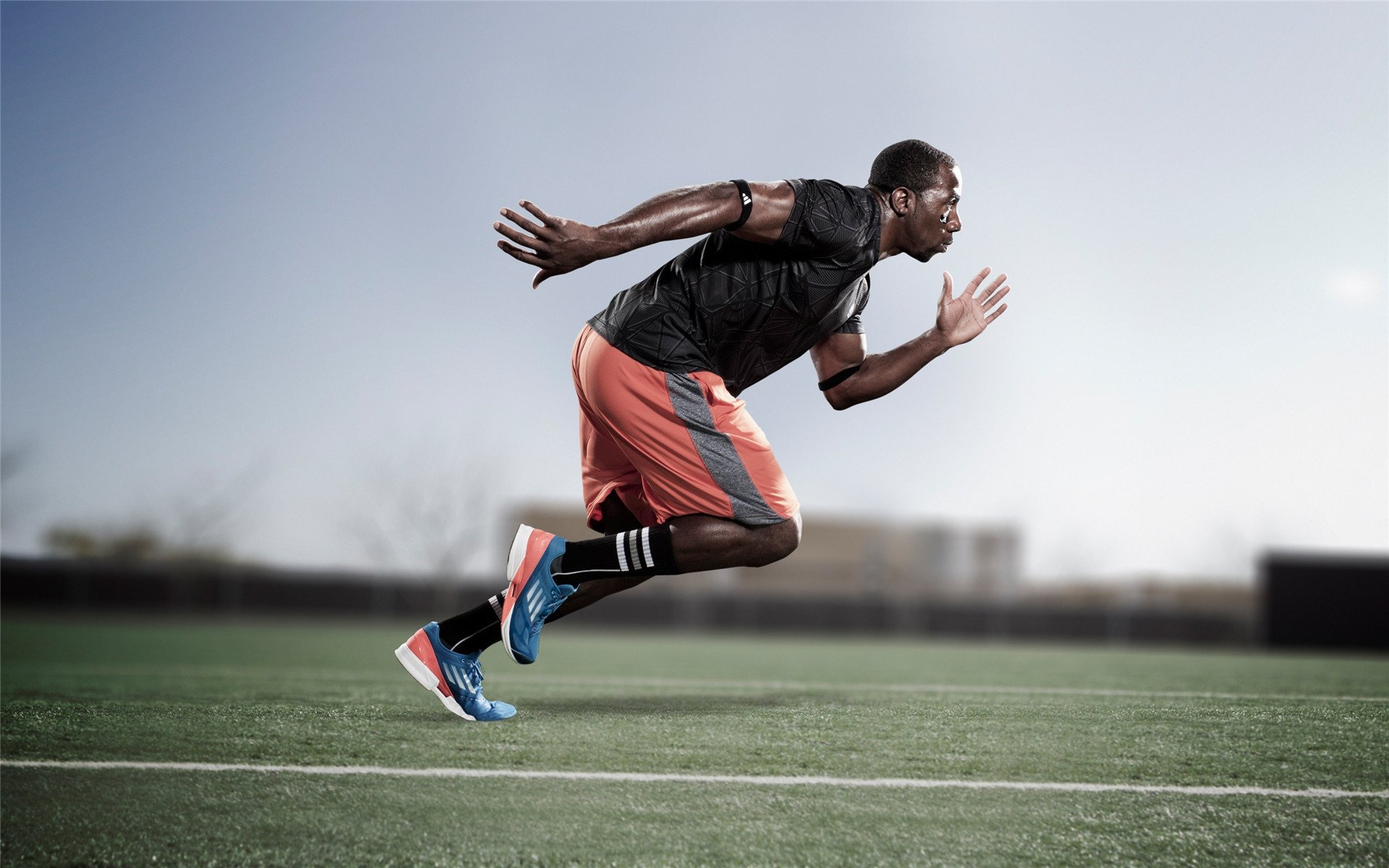 _极限攀岩OL赛事：虚拟科技刷新攀岩体验_，极限攀爬游戏