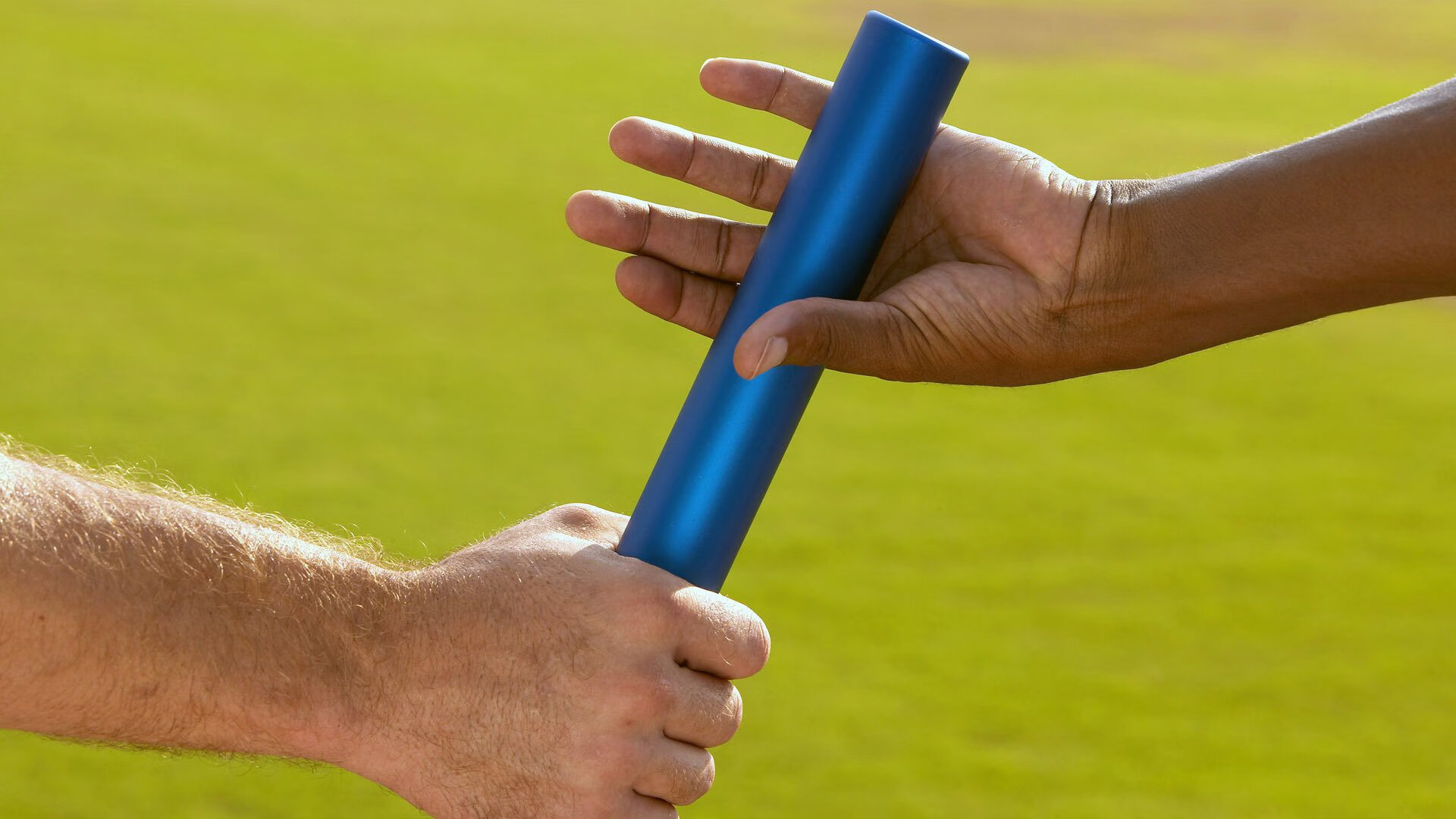 “团队无敌：幕后英雄的坚韧守护”，团队竞技的无敌点